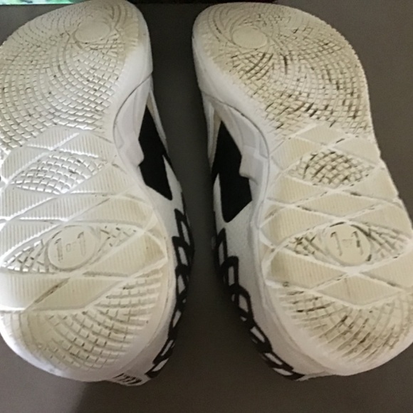 Puma MB1 LaMelo Lo Sneakers - Picture 5 of 6